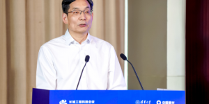 “晓妙”产业大模型——AI驱动的产业变革