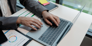 平安御享分红怎么样？中年家庭财富“压舱石”