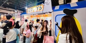 台北专属限定+艺术家签售 52TOYS TTF展会人气火爆