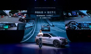 全新奔驰纯电GLC重磅上市 | 奔驰 × Momenta，共赴物理AI未来