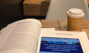 揽星教育|离职备考首获金融证书：一次性通过CFA考试攻略