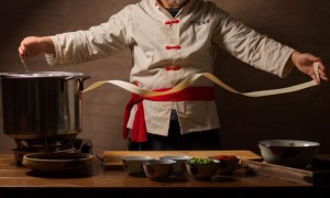 吴满满油泼面——30多年只做好这一碗油泼面