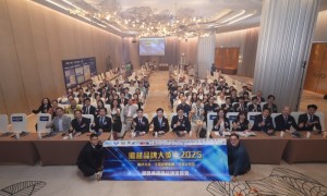 「飞越品牌大奖 2025」圆满完成 政制及内地事务局副局长胡建民先生，MH，JP主礼 十间卓越品牌脱颖而出