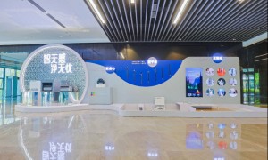 “技术派”萤石下放硬核视觉技术，新品清洁机器人拥抱具身智能时代