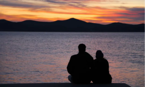 深夜心梗紧急救援，平安福30万理赔+10万豁免点亮生机