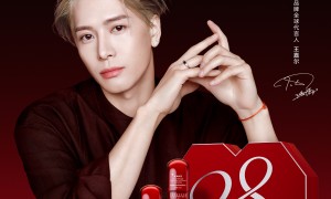 王嘉尔为什么再次选择韩束？一场关于“逆转”的双向奔赴