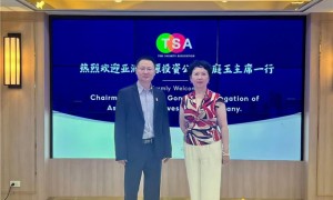 亚洲能源投资有限公司龚庭玉主席一行莅临泰国安防协会